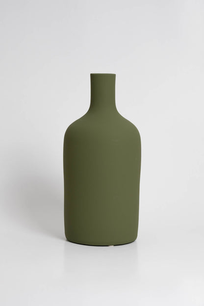 Blanc 02 Vase in olive green, ceramic with a minimalist design, handmade in Portugal. Ideal for displaying flowers or as a standalone decorative vase.