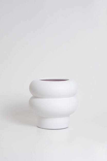 Ripple small vase in white, ceramic with a minimalist design, handmade in Portugal. Ideal for displaying flowers or as a standalone decorative vase.