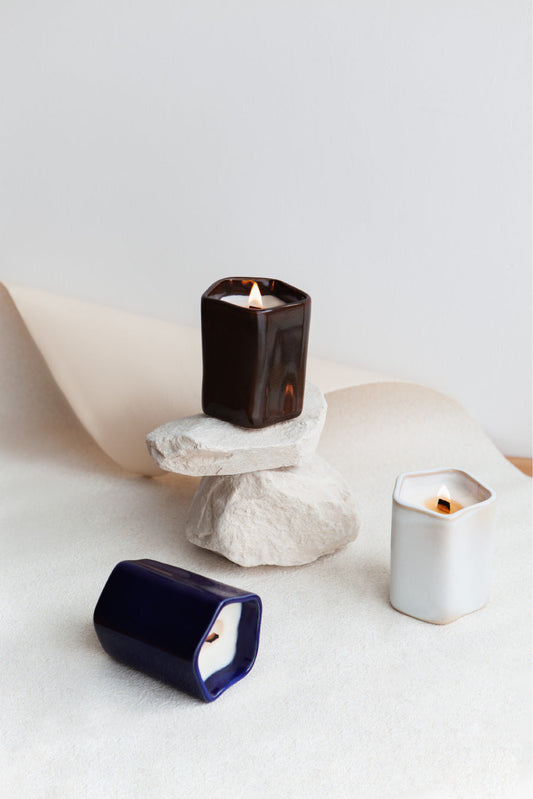 Handmade scented candles with 100% natural wax and a wick made from reused wood. fragrance will bring calm to your space.
This product is 100% Vegan and Cruelty-Free