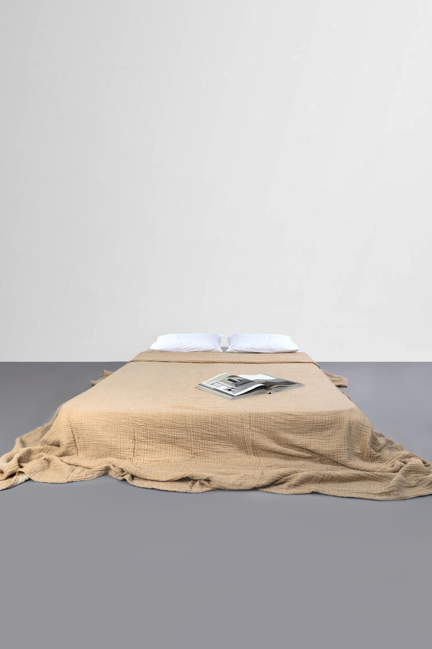 bedspread, 100% cotton,in beige.